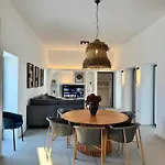 Villa Faragas Hill Oasis *