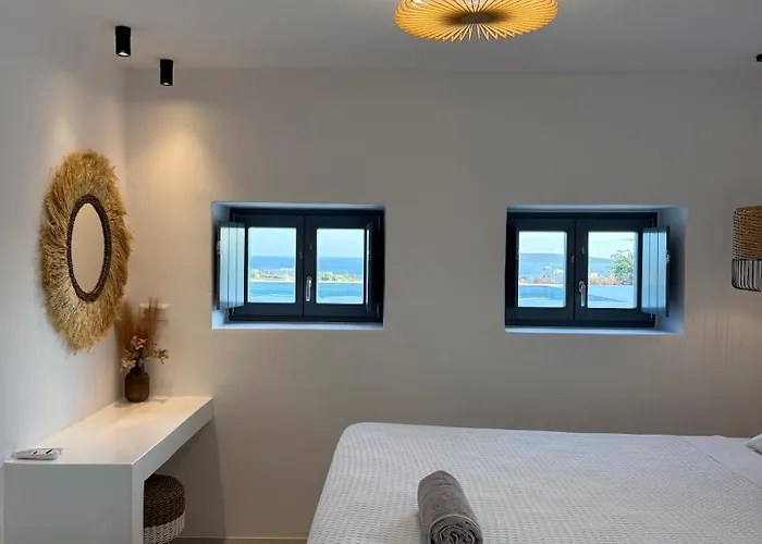 Faragas Hill Oasis Villa *