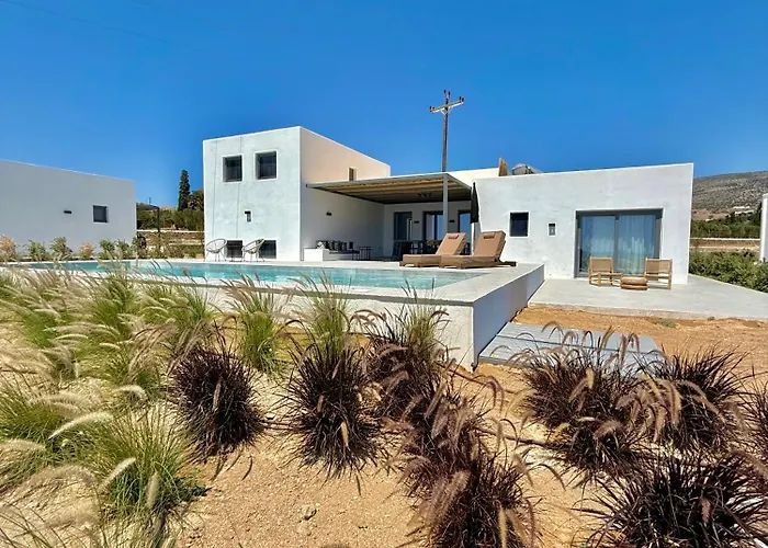 Villa Faragas Hill Oasis