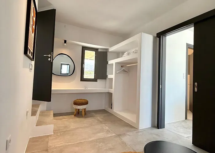 Faragas Hill Oasis Villa Angairiá